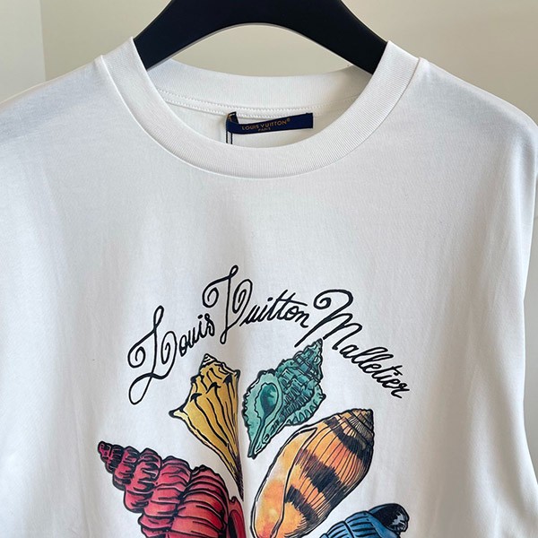 ルイヴィトン プリントショートスリーブコットンTシャツ コピー 1AFR46